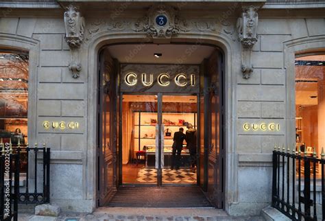 gucci paris boutique|gucci boutique online.